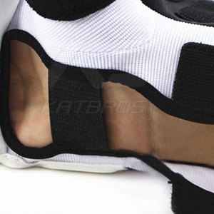 ถุงมือเทควันโดหนังคุณภาพสูงกันลื่นสำหรับทุกเพศ อุปกรณ์ป้องกันสำหรับการฝึกศิลปะการต่อสู้ ขายดีที่สุด - Product Image 6