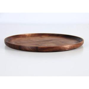 Nueva bandeja de servicio de madera hecha a mano con detalles exquisitos y una bandeja de servicio de metal y madera de diseño atemporal - Product Image 2