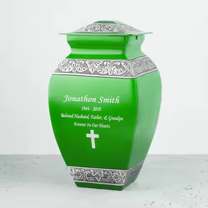 Magníficas urnas de cremación grabadas de forma única con un diseño de mariposa, hechas a mano de metal decorativo 2025 con esmalte de hojas verdes - Product Image 5