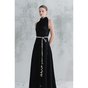 Nouveau design Robes sans manches pour femmes Vêtements d'été Tissu organique de qualité LIAM MAXI DRESS à bretelles florales WHITE ANT Vietnam - Product Image 1