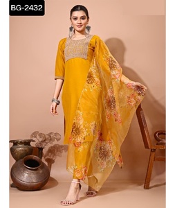 Lehenga choli georgette dupatta ออกแบบลำดับงานปักลายสำหรับชาวอินเดีย - Product Image 1