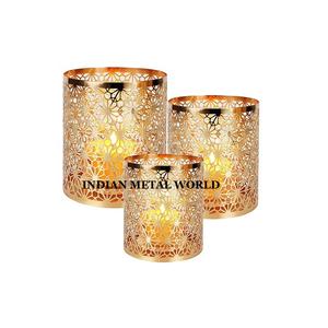 Juego de portavelas decorativas de Metal de 3 tamaños diferentes, soporte votivo dorado con forma personalizada de diseño de lujo para la venta - Product Image 1