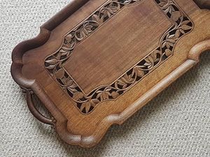 Plateau rond décoratif en résine à forte demande pour l'accueil et les réceptions - Indispensable pour tout hôte Prix raisonnable - Product Image 2