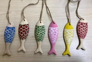 Top Exportation Écologique Sculpté Conception En Bois Poisson Jouets Vietnam Fournisseur En Gros pour Les Grandes Commandes En Vrac Prêt Trophées Plaques - Product Image 5