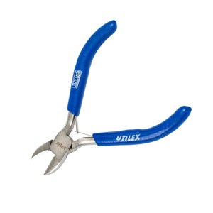 Mini Alicates de Corte Diagonal de 110 mm. - Product Image 1