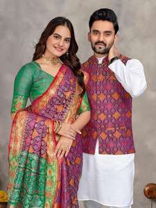 Heavy Designer New Launching Couple Combo (Colección Kurta + Koti & Women Saree para hombres) - Product Image 3