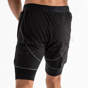 ขายส่งบุรุษสีดําโลโก้ที่กําหนดเองวิ่งกางเกงขาสั้นผู้ชายที่กําหนดเองโพลีเอสเตอร์กางเกงขาสั้นการฝึกอบรมออกกําลังกายวิ่งยิมกีฬา - Product Image 6