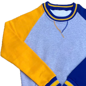 Sweat-shirt à col rond de sororité grecque personnalisé thème bleu or avant lettres grecques brodées lavage à l'acide imprimé inspiré de la sororité - Product Image 5