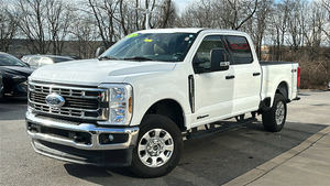 รถฟอร์ด F-250 Super Duty XLT SuperCab 4WD ปี 2024 สภาพดี ใช้งานน้อย ไม่เคยเกิดอุบัติเหตุ พวงมาลัยซ้าย/ขวา - Product Image 5