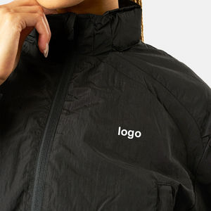 Chaqueta cortavientos corta al por mayor de fábrica para mujer Material de poliéster 100% transpirable y ropa para deportes al aire libre OEM - Product Image 4