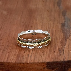 Anillo giratorio bohemio de Plata de Ley 925 para mujer, banda estrecha en zigzag de dos tonos, símbolo religioso cristiano - Product Image 2