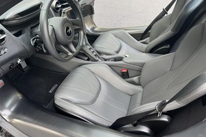 McLaren 720S Spider 2022 d'occasion, 710 ch, moteur V8 turbo, packs luxe et furtivité - Product Image 6