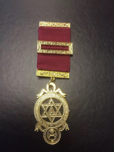 Excelente maestro aliado grados masónicos pecho joya chapada en oro con cinta roja joya masónica Ronpex de alta calidad - Product Image 5