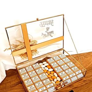 Joyero de vidrio de metal Premium hecho a mano con lujosa carpintería metálica intrincada para un almacenamiento de joyería duradero - Product Image 5