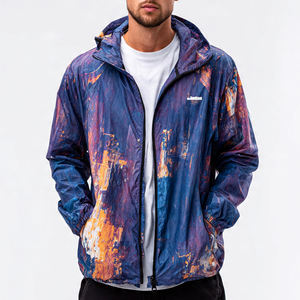 Veste coupe-vent Hip Hop d'automne OEM pour homme, veste décontractée à capuche imperméable avec logo sur le devant - Product Image 2