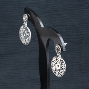 Charming Women's 925 <b>Silver</b> Plain Drop <b>Earrings</b> Fashionable Circular Design for Engagement & <b>Wedding</b> Parties - Product Image 4