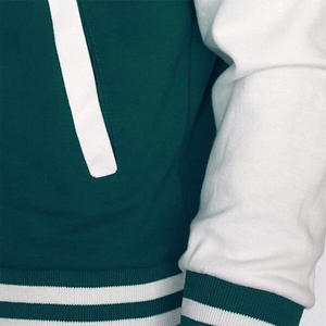 Chaqueta Varsity de Invierno a la Moda, Personalizada con Logotipo Frontal, Forro Acolchado, Exterior de Algodón Ecológico, Forro de Nailon, Resistente al Viento, con Lana - Product Image 3