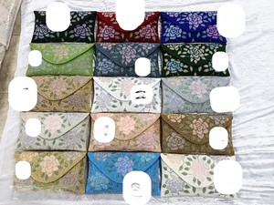 กระเป๋าคลัทช์สำหรับเจ้าสาวงานออกแบบทำมือสำหรับสุภาพสตรีกระเป๋าคลัทช์งานทำมือสุดพิเศษสำหรับงานแต่งงาน - Product Image 2