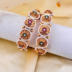 Bel ensemble de bijoux de bracelet ethnique Kada pour femmes filles vêtements traditionnels élégants pour les fonctions de cérémonie - Product Image 1