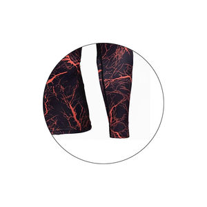 เดรสผ้าซาตินอัดลายโลโก้แบบมีเอกลักษณ์สำหรับผู้ชายและโลโก้ออกแบบได้ตามต้องการ - Product Image 6