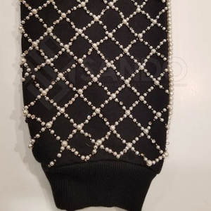 เสื้อสเวตเตอร์ระบายอากาศสำหรับผู้หญิงประดับพลอยเทียมสำหรับใส่โลโก้ด้านหน้าสไตล์ลำลองสำหรับฤดูหนาวตามสั่ง - Product Image 5