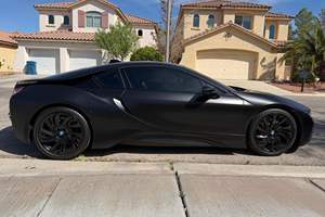 BMW i8 Coupé 2015 Usado, 27300 Millas, 357 HP, Híbrido Enchufable, Tracción en las Cuatro Ruedas, Paquete Pure Impulse World - Product Image 3