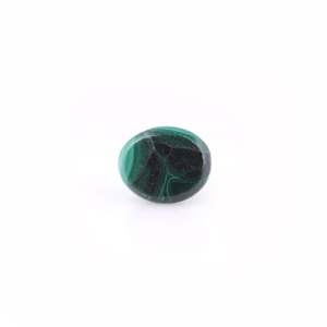 Pierre de Malachite de 14,04 carats (forme de rein) - Pierre précieuse minérale polie en forme de poire, perles de 8 mm de hauteur - Product Image 2