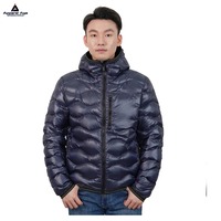 Großhandel Nahtlose Duck Down Hooded Custom Langarm mantel Herren Winter Puffer Daunen jacke für Herren