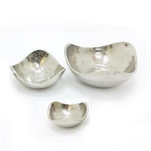 Bol de service à deux niveaux en argent fini, design arabe, plateau spécial, design élégant du Moyen-Orient, bol de service pour aliments - Product Image 4