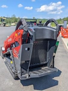 2024 KUBOTA SCL1000 Mini MINICARGADORA mejor oferta en equipo de fuerza de pie bomba de cojinete de motor componentes de núcleo de caja de cambios - Product Image 2
