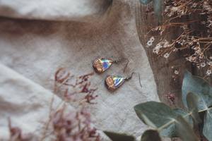 Boucles d'oreilles en résine de haute qualité |   Boucles d'oreilles uniques faites à la main de style traditionnel vintage pour femmes, pour mariage, fête, cadeaux, pas cher - Product Image 2