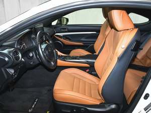 Increíble Lexus RC 350 RWD 2024 Usado en Perfectas Condiciones con Poco Kilometraje en Existencia, Ofrecido a una Fantástica Oferta que No Querrás Perder - Product Image 5