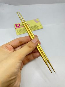 Prix de gros Logo personnalisé Poussoir à cuticules pour ongles à double extrémité Outil de manucure pour ongles durable plaqué or Logo durable - Product Image 5