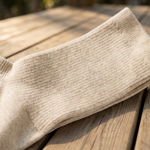 Chaussettes pour femmes de haute qualité avec bord élastique et ajustement breveté à 90 degrés, parfaites pour un usage quotidien et des looks décontractés - Product Image 1