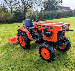Excellent Value Low Price Kubota B7001 Reliable and in Great Working Condition for Farm Use - Product Image 5