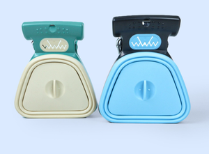 Ramasse-crottes pour animaux de compagnie en plastique biodégradable pliable avec un design simple, utilisation en extérieur portable et sacs jetables - Product Image 2