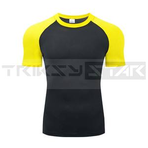 T-shirt de compression à manches courtes pour homme, haut de gymnastique à séchage rapide, vêtements de sport d'été en noir 100% coton - Product Image 4
