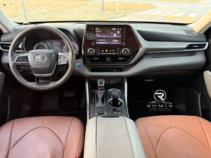 Toyota Highlander Hybrid 2.5L del 2022 usata, SUV a trazione anteriore, pronta per la spedizione, veicolo familiare a 5 posti. |   Pronto per l'esportazione - Product Image 2