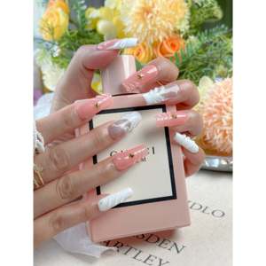 Autocollants pour ongles Starlit Veil, art de l'ongle scintillant, pour embellir le vernis à ongles - Product Image 5