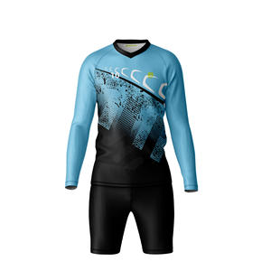 Conjunto de Camiseta y Pantalones Cortos de Fútbol Sublimados Personalizados OEM/ODM, Transpirables, Ligeros, de Secado Rápido, Uniforme de Equipo de Fútbol, Ropa Deportiva al Por Mayor - Product Image 1