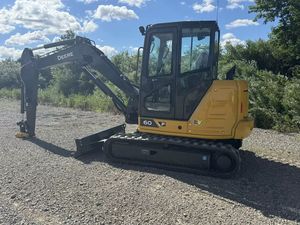 Mini-excavatrice hydraulique sur chenilles Johnn Deerre 2025, haute performance, 60P, 6,6 tonnes, personnalisée, fournie par CAT, FR Cat 325 - Product Image 4