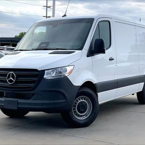 รถตู้เมอร์เซเดส-เบนซ์ สปรินเตอร์ วอร์กเกอร์ ปี 2018 สภาพใช้งานน้อย รุ่นมาตรฐาน - Product Image 1
