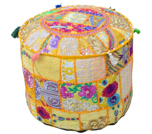 Housse de pouf de sol brodée vintage style patchwork du Rajasthan pour décoration festive - Product Image 1