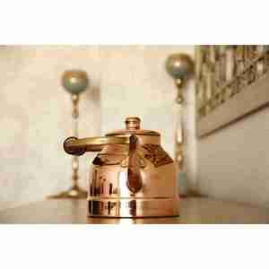 กาต้มน้ำร้อนแบบทำมือพร้อมกาน้ำชาจากอินเดีย - Product Image 1