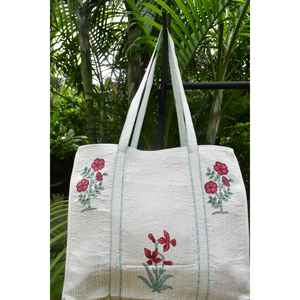 Sac fourre-tout d'été bohème à fleurs pour femme indienne, avec fermeture éclair, poche matelassée unique, organiseur de cosmétiques, en pur coton, imprimé sérigraphié - Product Image 3