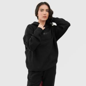Sudadera Extra Grande G-In en Negro con Característica Transpirable para la Temporada de Otoño - Product Image 1
