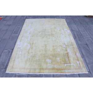 Tapis turc vintage, grand tapis de 6,5 x 9,4 pi (198 x 285 cm), tapis en laine jaune à motifs floraux - Product Image 1