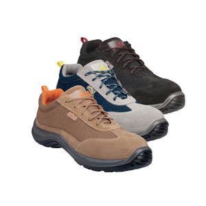 รองเท้าเซฟตี้ทนทานต่อแรงกระแทกสำหรับชุดทำงานก่อสร้างจากเวียดนาม - Product Image 1