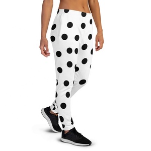 Pantalones Deportivos para Hombre Estilo Cargo con Almacenamiento Adicional, Múltiples Bolsillos y Diseño Funcional - Product Image 1