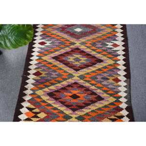 Alfombra de lana Kilim turca Vintage de 28x98 pies, tejido plano rectangular Beige con patrón de retazos, respaldo de yute para decoración de habitación de pasillo - Product Image 4